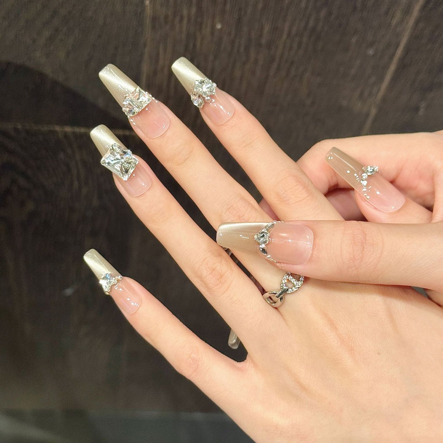 Sparkling Atmosphere Side Light Cat Eye Boutique K9 Diamond Handmade Wearing Armor