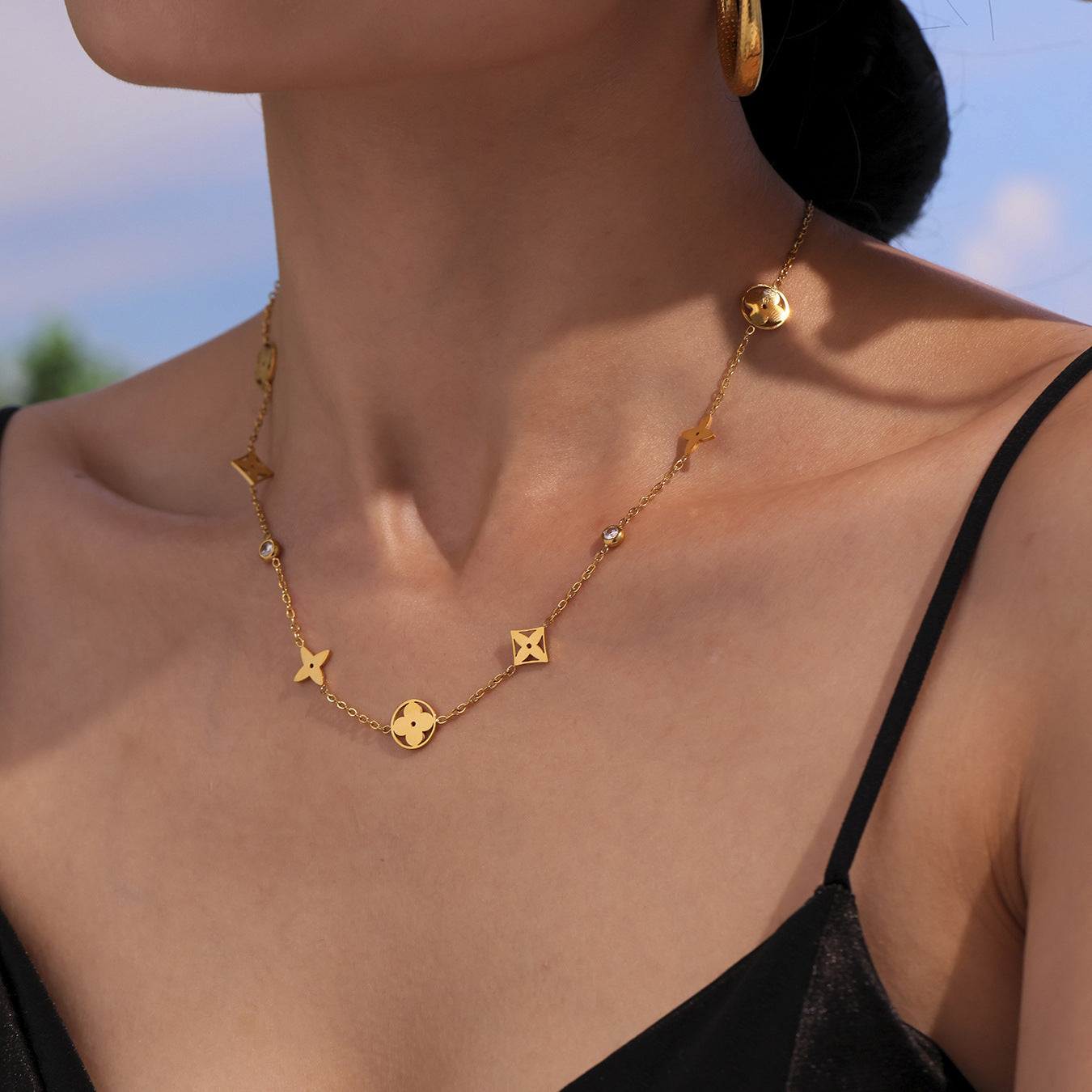 5A Round Bead Zircon Hollowed-out Lucky Four-leaf Flower Layered Necklace with 18K Gold Plated Accessories and Neck Chain