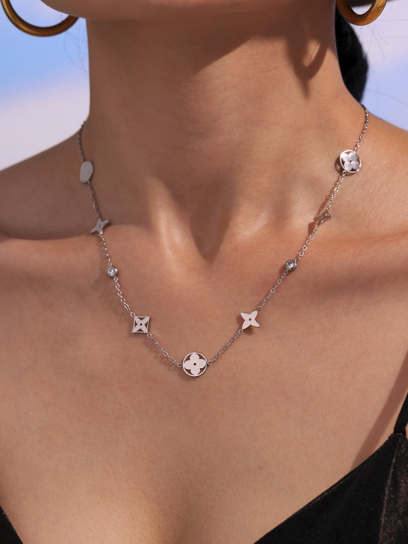 5A Round Bead Zircon Hollowed-out Lucky Four-leaf Flower Layered Necklace with 18K Gold Plated Accessories and Neck Chain