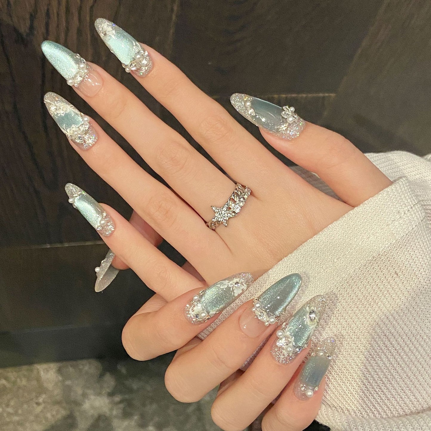 Blue Ice Transparent Cat Eye Set with Diamonds, Light Luxury, White and Pure Handmade Armor