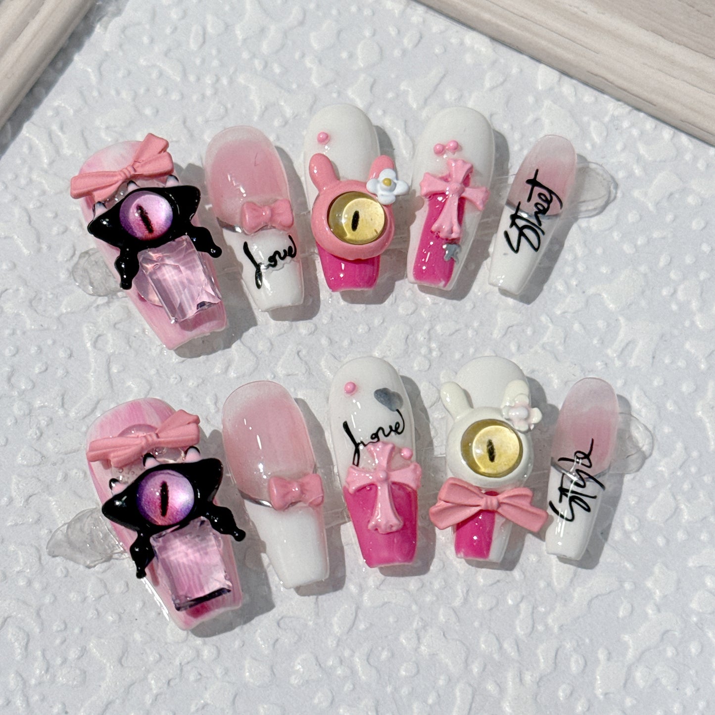 100% Handmade Wearable Nail Powder Tender Little Monster Kroos Heart Cross Detachable Fake Nail Nail Art Patch
