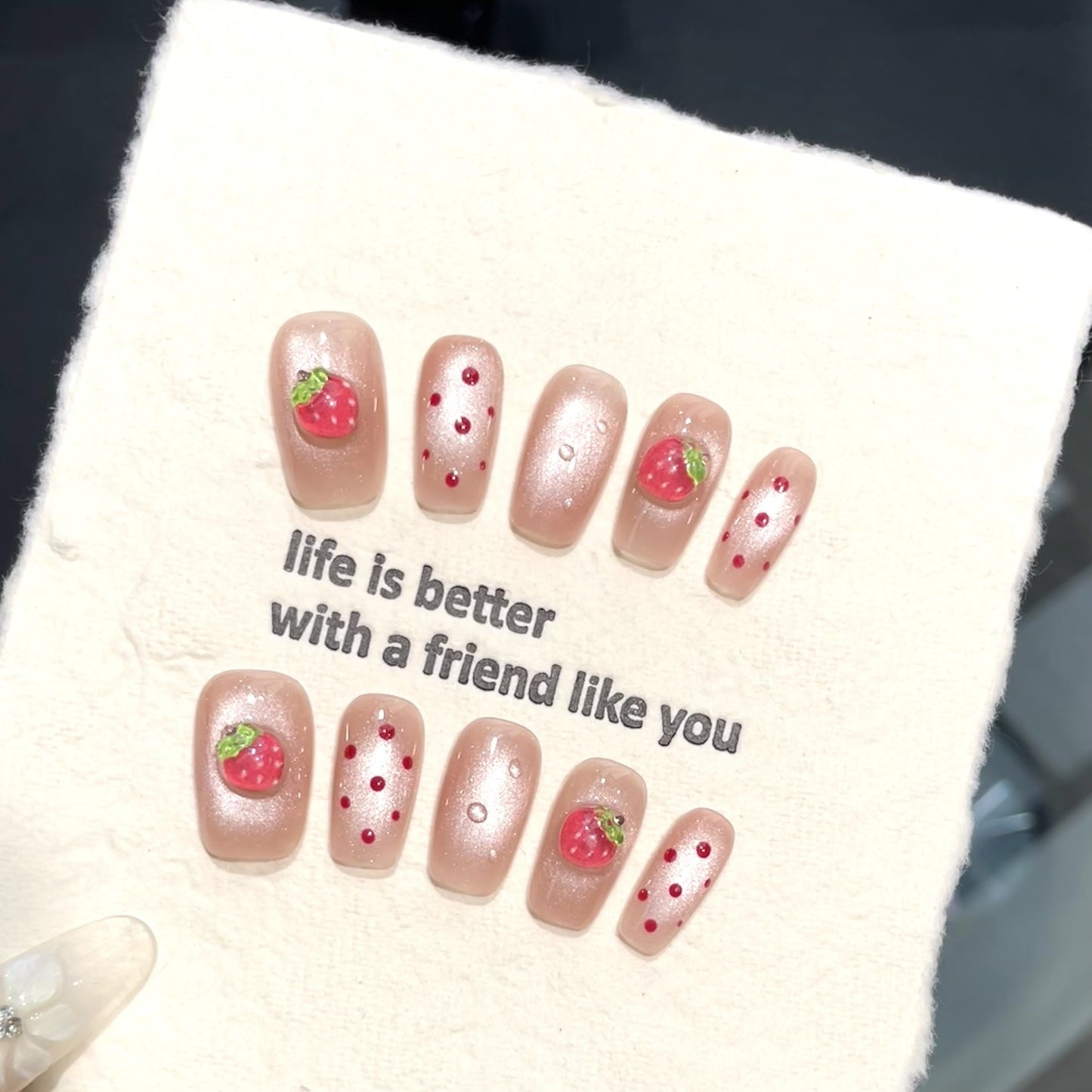 Strawberry Bobo Pure 3D Explosive Wave Dot Cat Eye Cute Short Nail Art