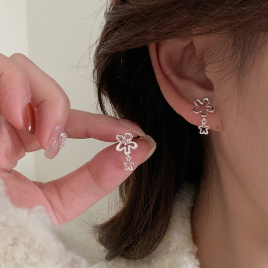 S925 Sterling Silver Simple Hollow Flower Earrings Fashionable Earrings