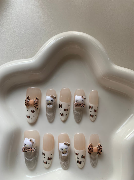 100% Handmade Nails Kitty Cat