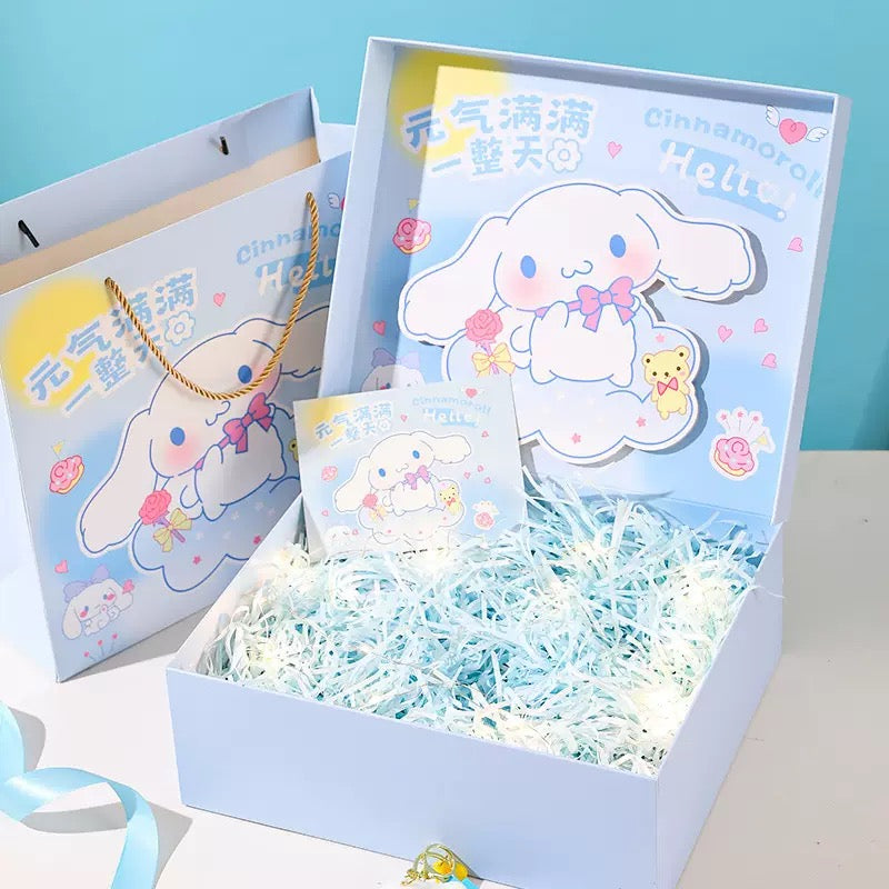 【Gift Mystery Box】1 Character Gift Box & 4 Medium Cute Items & 6 Small Cute & 4 Sets of nails(24pcs)