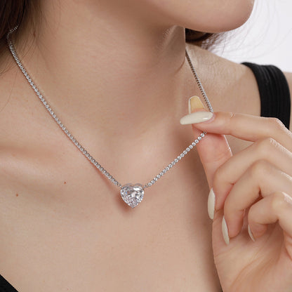 S925 Sterling Silver Necklace with A Heart-shaped Pendant Adorned with Diamonds