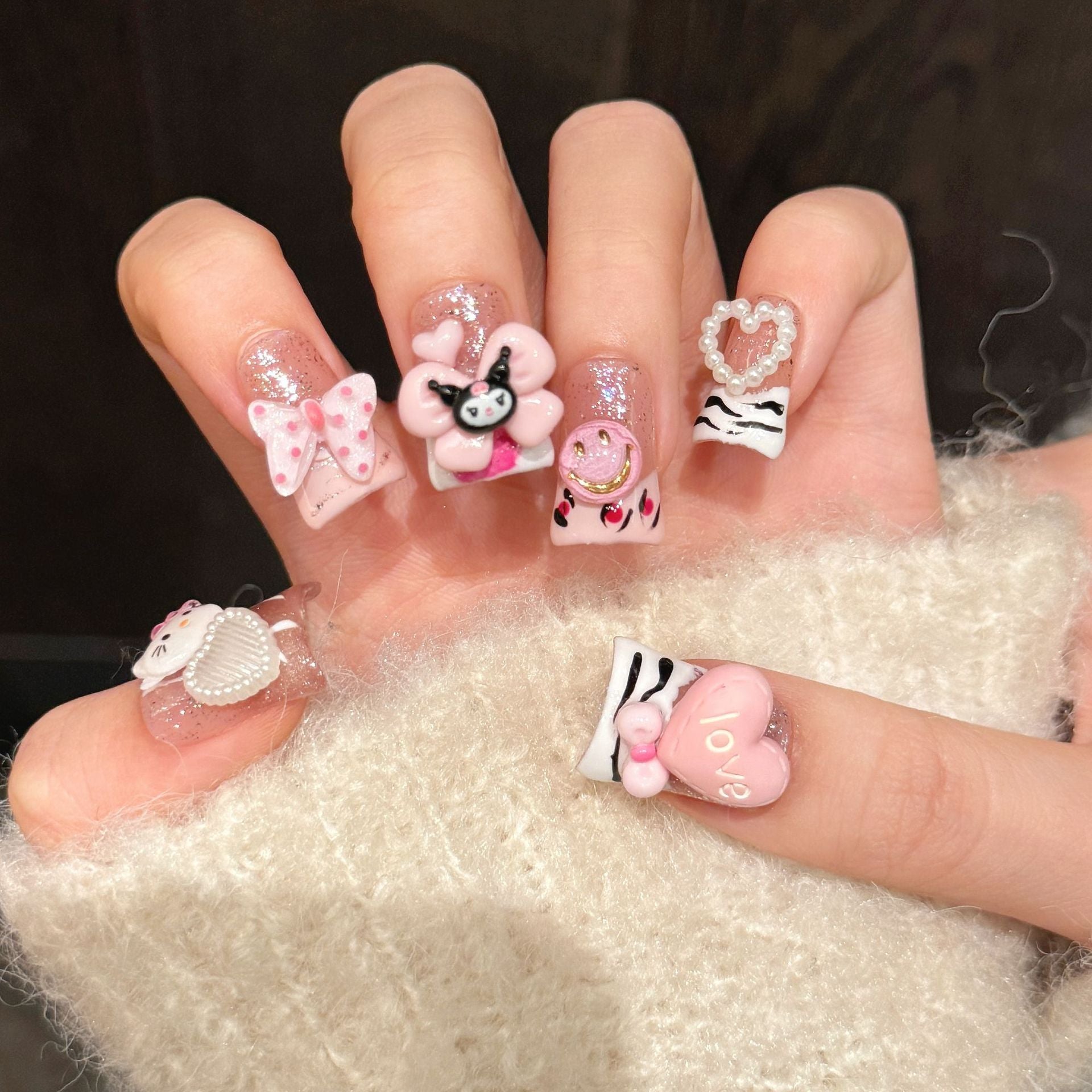 Cartoon Duckbill Cute Dopamine Press on Nails KT Cat Heart Short Nails Style Sweet Cool Phototherapy Wearable Armor Detachable