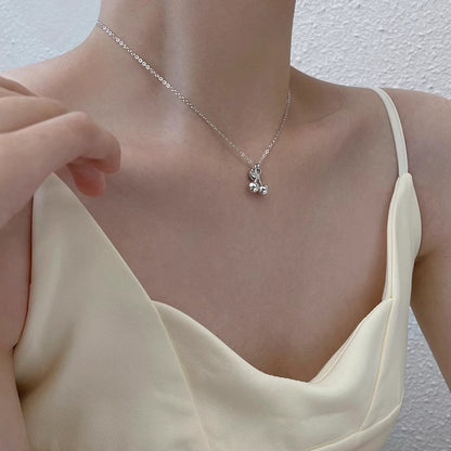 S925 Pure Silver Cherry Heart Necklace with Heart-shaped Sparkling Diamond Collarbone Chain