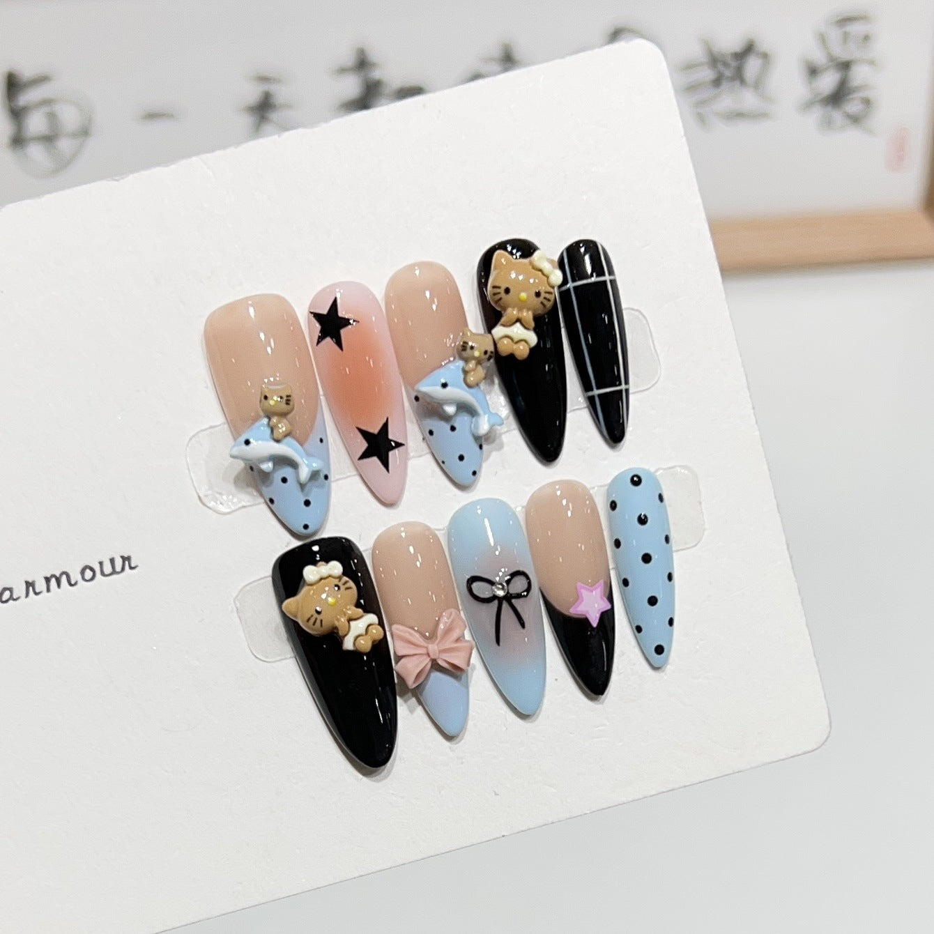 Wearing Handmade Nail, Sweet and Cool, Cute Red Cheeks, Dreamy Cartoon, Kitty Cat Detachable Nail Piece