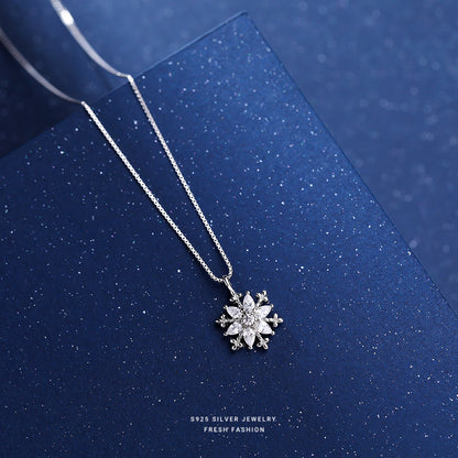 S925 Pure Silver Sparkling Sparkling Diamond Snowflake Necklace for Women's Light Luxury Jewelry Collarbone Chain