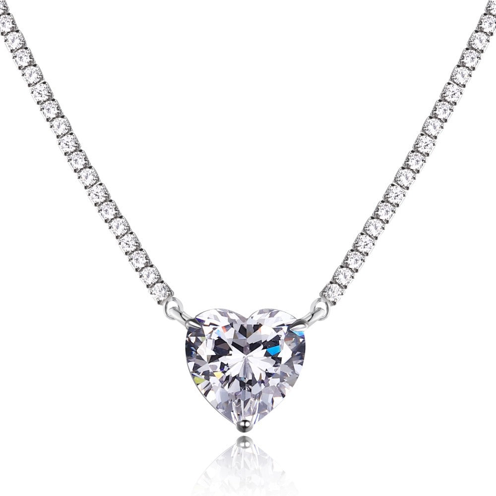 S925 Sterling Silver Necklace with A Heart-shaped Pendant Adorned with Diamonds