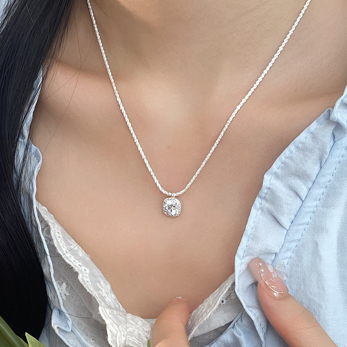 S925 Pure Silver Square Sparkling Zirconia Necklace Simple Square Sugar Collarbone Chain for Women