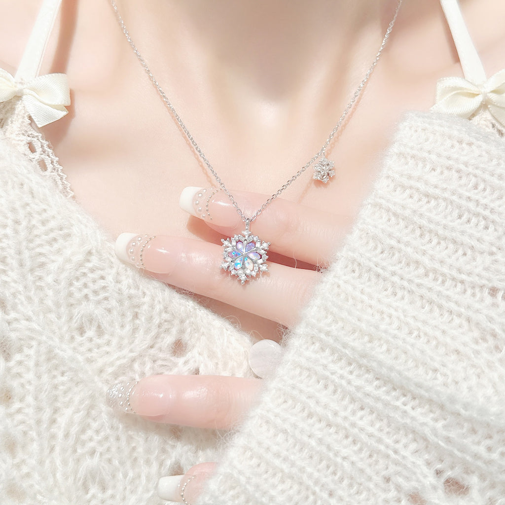 Pure Silver Dreamy Snowflake Necklace, Women's Light Luxury High-end Collarbone Chain, Christmas Gift