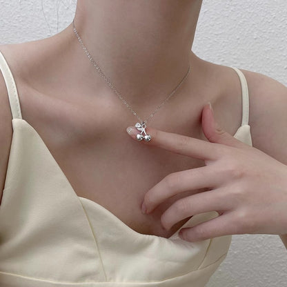 S925 Pure Silver Cherry Heart Necklace with Heart-shaped Sparkling Diamond Collarbone Chain
